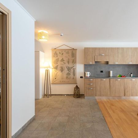 Gressoney Saint-Jean Apartments By Halldis Bagian luar foto