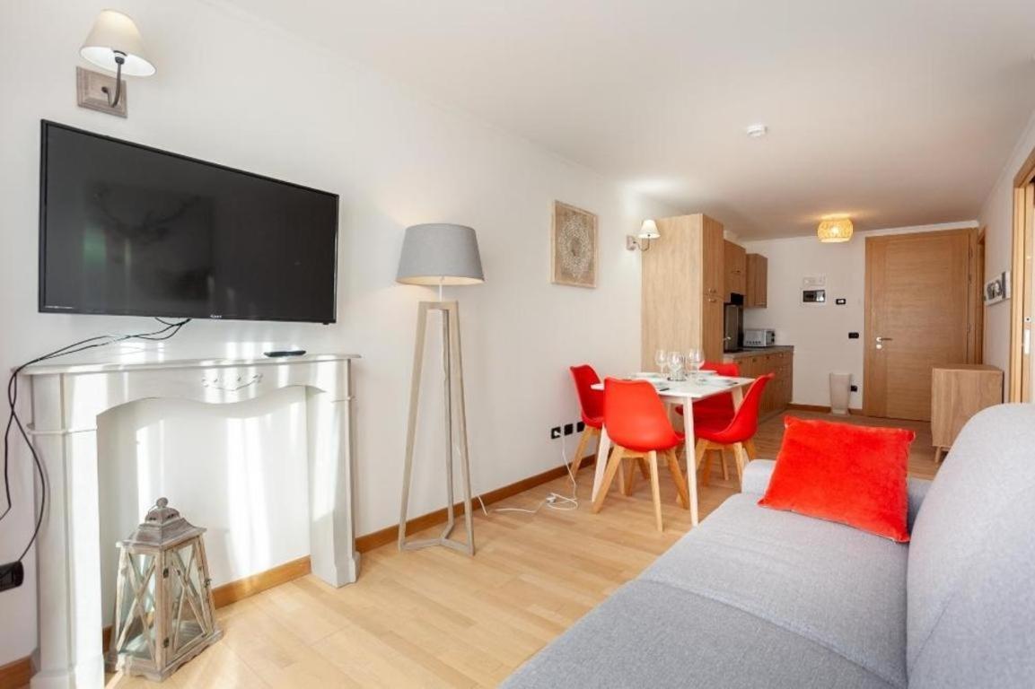 Gressoney Saint-Jean Apartments By Halldis Bagian luar foto