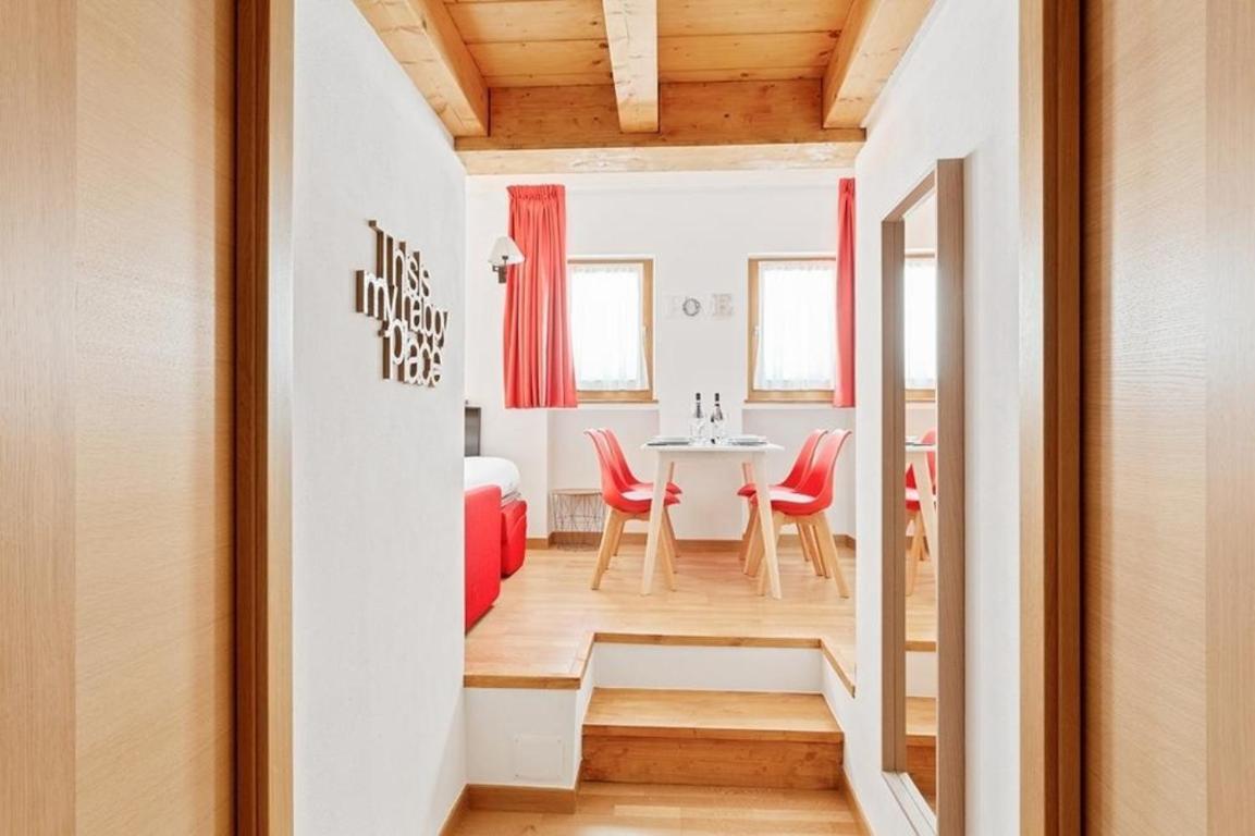 Gressoney Saint-Jean Apartments By Halldis Bagian luar foto
