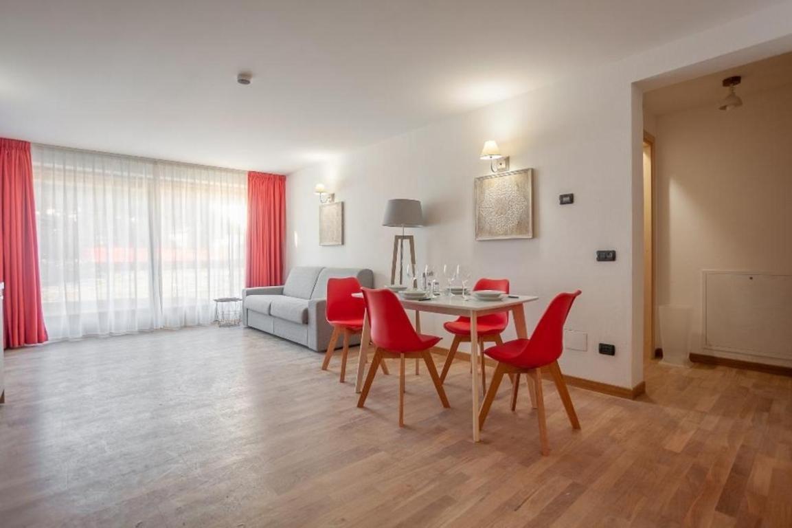 Gressoney Saint-Jean Apartments By Halldis Bagian luar foto