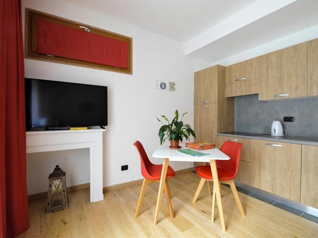 Gressoney Saint-Jean Apartments By Halldis Bagian luar foto