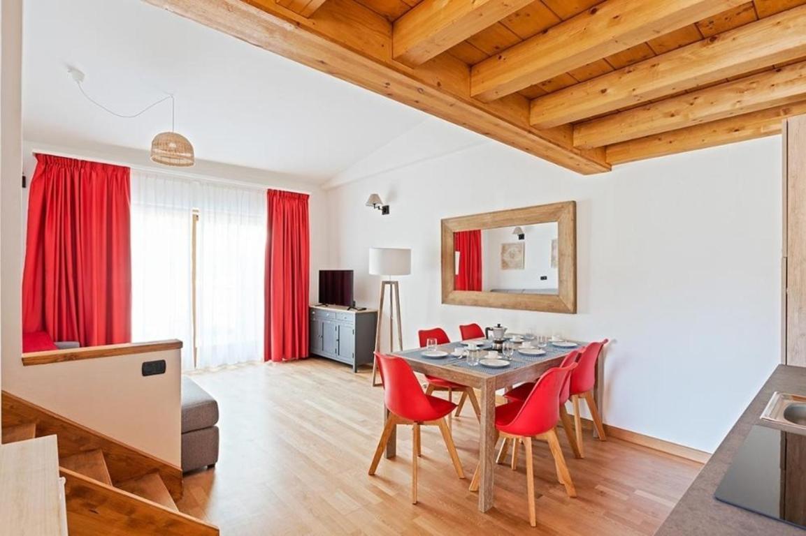 Gressoney Saint-Jean Halldis Apartments Bagian luar foto