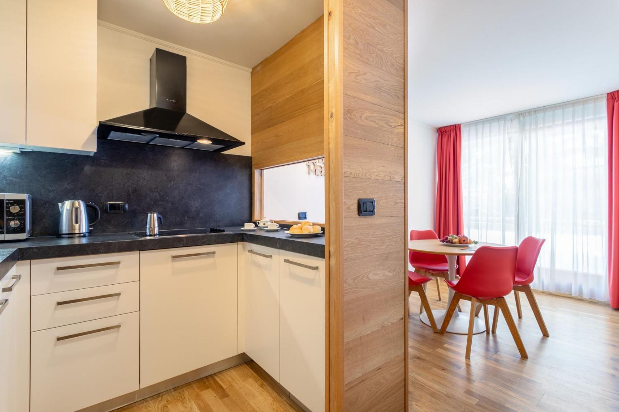 Gressoney Saint-Jean Apartments By Halldis Bagian luar foto