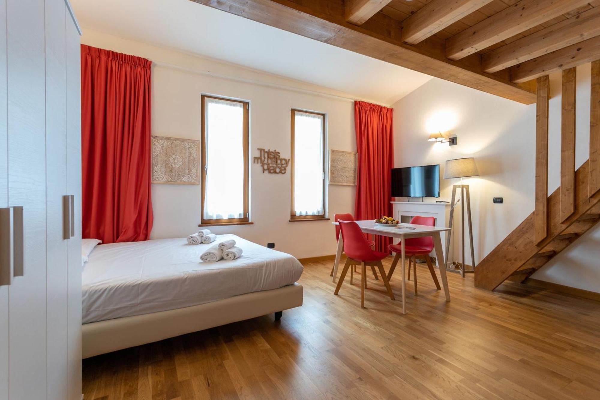 Gressoney Saint-Jean Apartments By Halldis Bagian luar foto