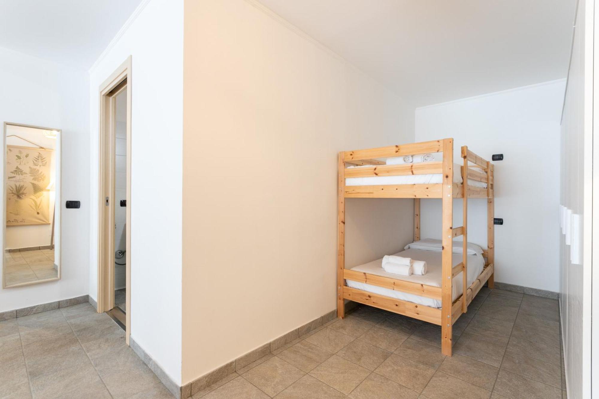Gressoney Saint-Jean Apartments By Halldis Bagian luar foto
